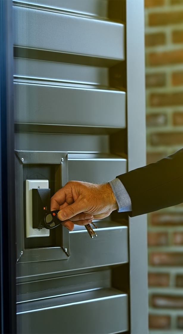 Keypad Locks & Systems in Macomb County, MI | Great Lakes Security Hardware
 - CommercialKeyless3